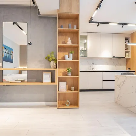 President 80 Apartment